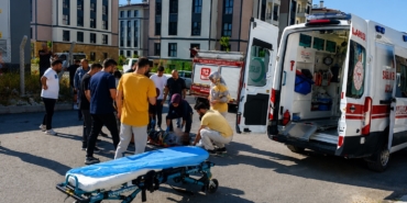 Otomobil İle Motosiklet Çarpıştı: 1 Yaralı