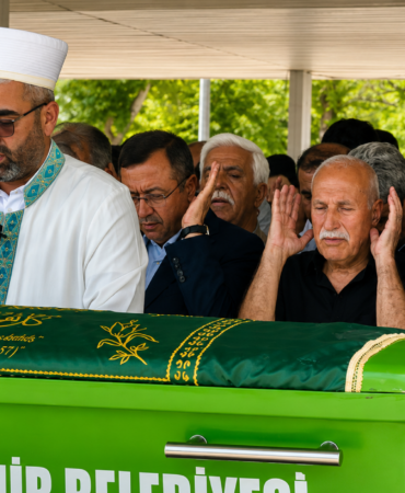 Şehit Ailesinin Bitmeyen Acısı: Dördüncü Evlatlarını Toprağa Verdiler