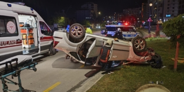 Şentepe Mezarlık Kavşağı’nda Trafik Kazası: 2 Yaralı