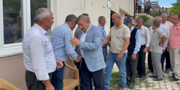 Anne, Baba ve Kızları Yan Yana Defnedildi