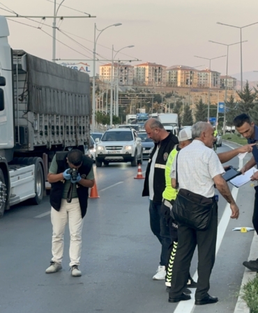 Karşıya Geçmek İsterken Canından Oldu