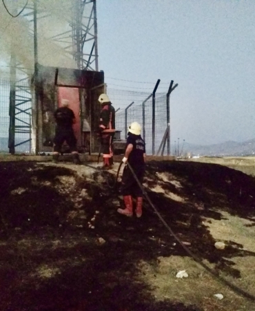 Malatya-Elazığ Yolundaki Baz İstasyonunda Yangın