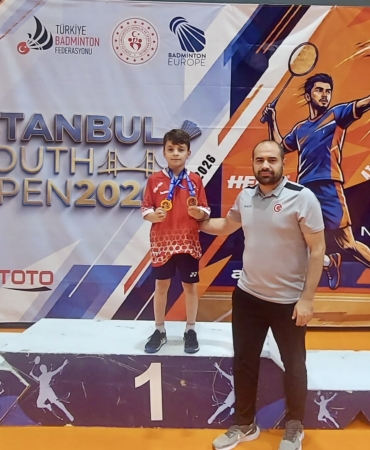 Milli Badmintoncu Kerem Eren Çelik Başarılarına Bir Yenisini Daha Ekledi