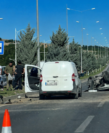 Üniversite Yolunda Feci Kaza: Otomobil Ters Döndü, Sürücü Yaralandı