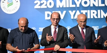 Yeşilyurt Belediyesi Araç Filosunu 220 Milyon Tl.'Lik 31 Yeni İş Makinasıyla Güçlendirdi
