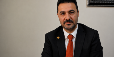 Yıldırım’dan Tüfenkci’nin Hızlı Tren Açıklamasına Tepki: “Bu Kaçıncı Talimat, Kaçıncı Müjde?”