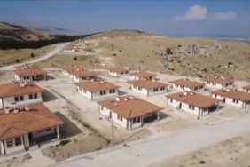Akçadağ’da 30 Deprem Konutu Hak Sahiplerine Teslim Ediliyor