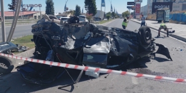 Çarpışmanın Şiddetiyle Takla Attı: 3 Yaralı