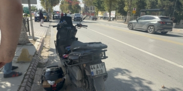 İnönü Caddesi’nde Kurye Kazada Yaralandı