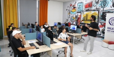 Malatya’da Çocuklar Robotik Kodlama ile Geleceğe Hazırlanıyor