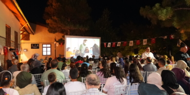 Tarihi Okul Bahçesinde Hababam Sınıfı Nostaljisi