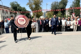 YENİ Parti’den 30 Ağustos’ta İlk Çelenk