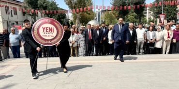 YENİ Parti’den 30 Ağustos’ta İlk Çelenk