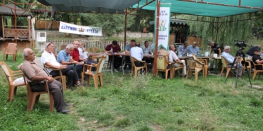 48 Yıllık Dostluk Darende’de Aynı Sofrada Buluştu