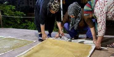 Annesinden Öğrendiği Pestil Geleneğini 50 Yıldır Yaşatıyor
