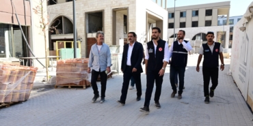Başkan Taşkın Müjdeyi Verdi: Şemsiye Sokak ve Yeni Cami Ay Sonunda Açılıyor