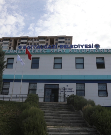 Battalgazi Belediyesinden Sınava Hazırlanan Öğrencilere Kütüphane Desteği
