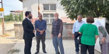 CHP’li Budak’tan Belediyelere Yol Ve Okul Tepkisi