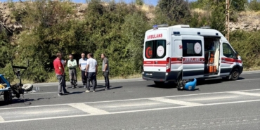 Darende’de Çapa Motoru İle Minibüs Çarpıştı: 1 Yaralı