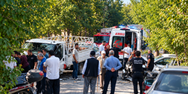 Malatya’da 2 Araç Birbirine Girdi: 2 Yaralı