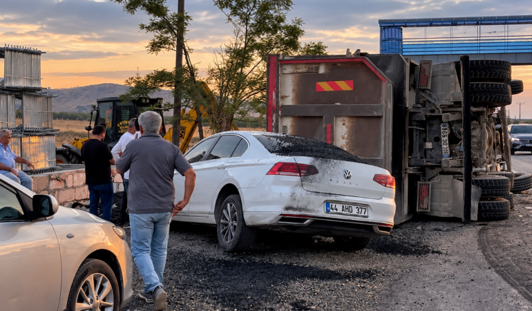 Malatya’da Mesai Çıkışı Feci Kaza: Adliye Katibine Kamyon Çarptı