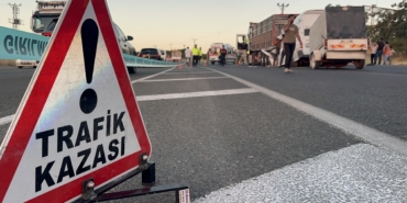 Malatya’da Otomobil İle Minibüs Çarpıştı: 3 Yaralı