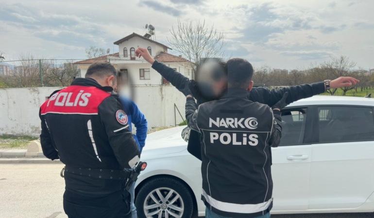 Manisa’daki Okul Saldırısı Sonrası Malatya’da Önlemler Artırıldı