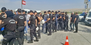 Ölümlü Kazanın Ardından Halk Yola İndi: “Daha Kaç Can Gidecek?”