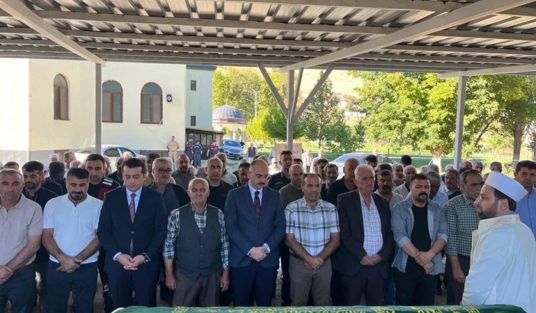 Şehit Annesi Gülten Artuç Son Yolculuğuna Uğurlandı