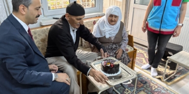 1 Ekim Dünya Yaşlılar Günü’nde 3 Yaşlıya Doğum Günü Sürprizi