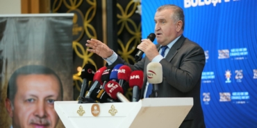Bakan Bak: “Malatya’ya Borcumuzu Ödeyeceğiz, Hizmet Etmeye Devam Edeceğiz”