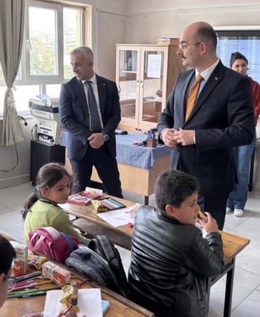 Kaymakam Sungur’dan Öğrencilere Sürpriz Ziyaret
