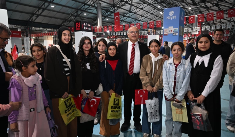 Malatya Kitap Fuarı Yazar ve Kitapseverlerden Tam Not Aldı