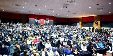 Malatya Kitap Fuarı’na Yoğun İlgi: Yazarlar Organizasyondan Memnun