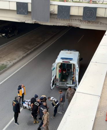 Malatya’da 16 Yaşındaki Genç Alt Geçitten Atladı