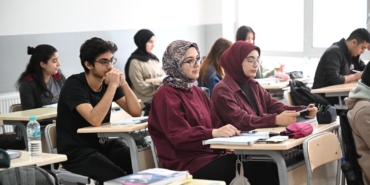 Malatya’da 200 Öğrenciye Ücretsiz Üniversiteye Hazırlık Desteği