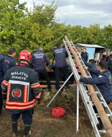 Malatya’da 30 Metrelik Kuyuya Düşen Genç Kız Kurtarıldı