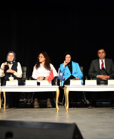 Malatya’da Anlamlı Buluşma: "Yaşlılıkta Yalnızlık ve Güvenli Yaşam" Masaya Yatırıldı