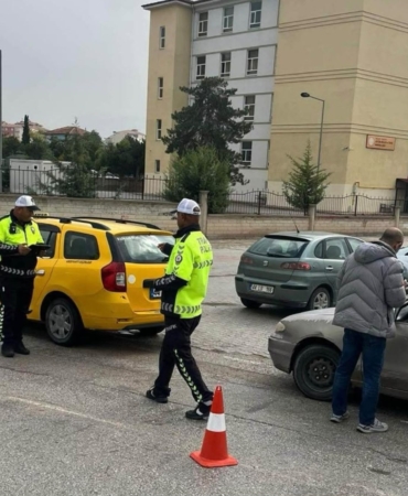 Malatya’da Okul Çevrelerinde Sıkı Denetim: 6 Bin 848 Kişi Sorgulandı
