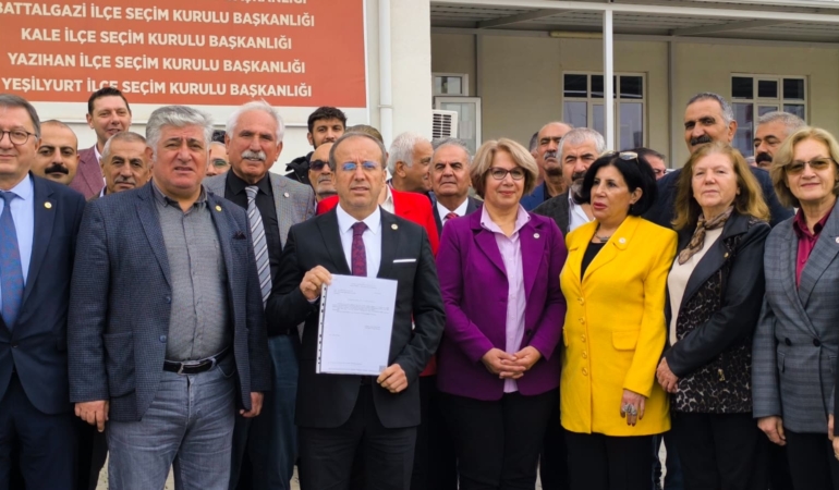 Yeni Parti Malatya İl Başkanı İlhan Mazbatasını Aldı: “Sıkmadığımız El Kalmayacak”