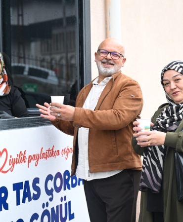 Yeşilyurt’ta Hasta Ve Yakınlarına Sıcak Çorba İkramı